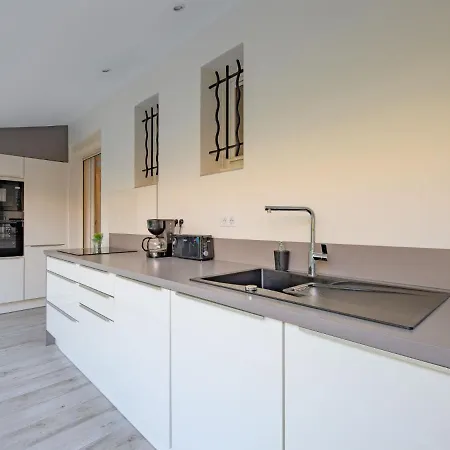 Apartment Des Calanques-2 By Interhome Saint Aygulf