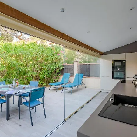 Des Calanques-2 By Interhome Apartment *